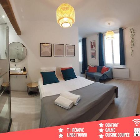 Artpink - Ideal Pros - Proche Commerces - Agathor Монлюсон Екстер'єр фото